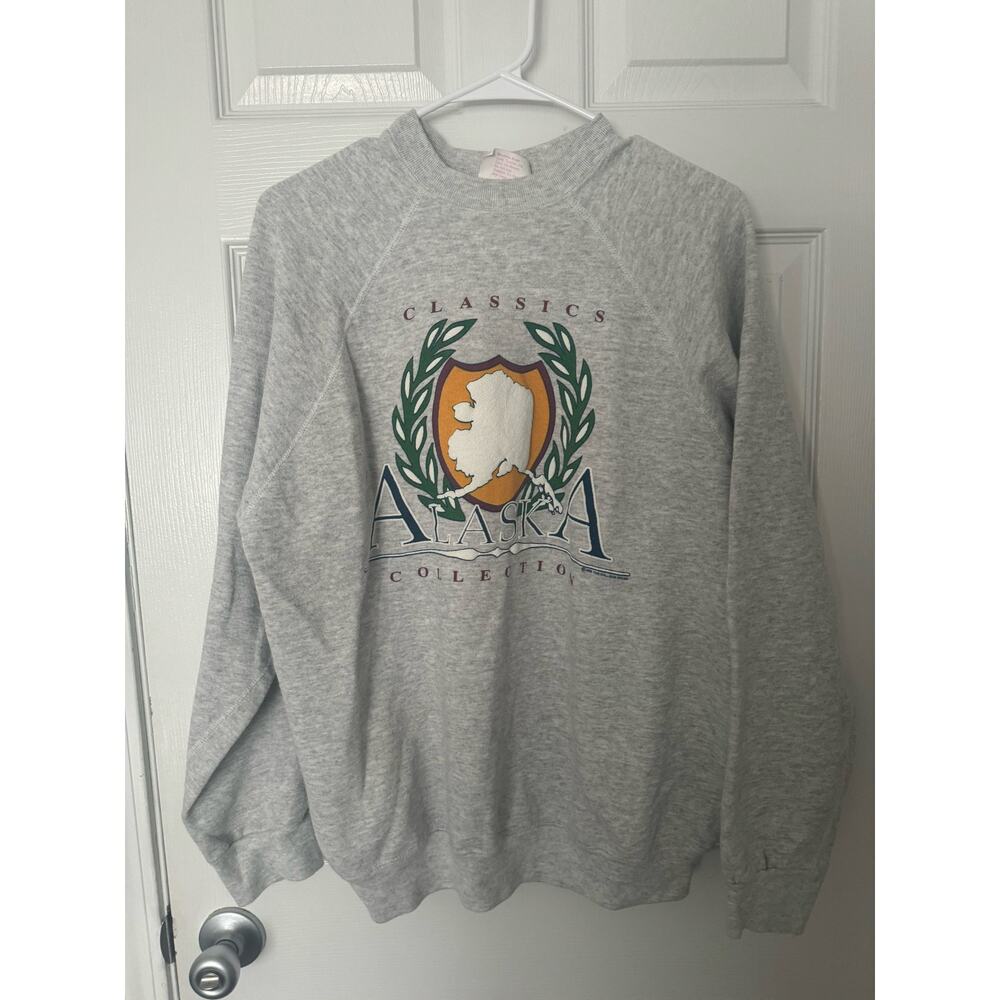 College House Vintage Alaska Classics Collection Gray Crewneck Sweatshirt Sz; XL